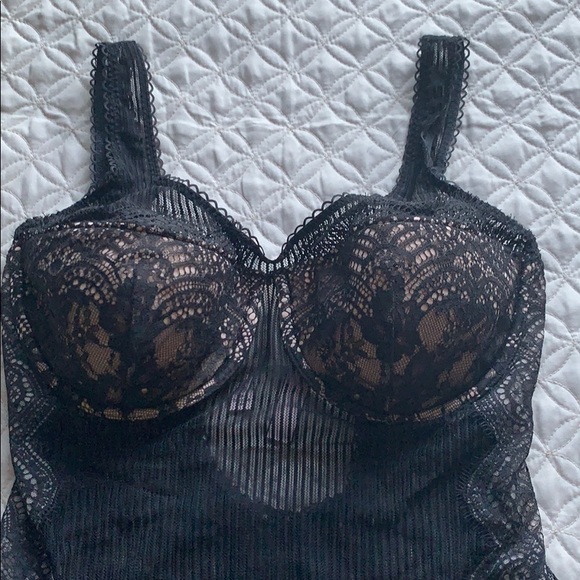 sculpted lace bustier body suit - Picture 4 of 8